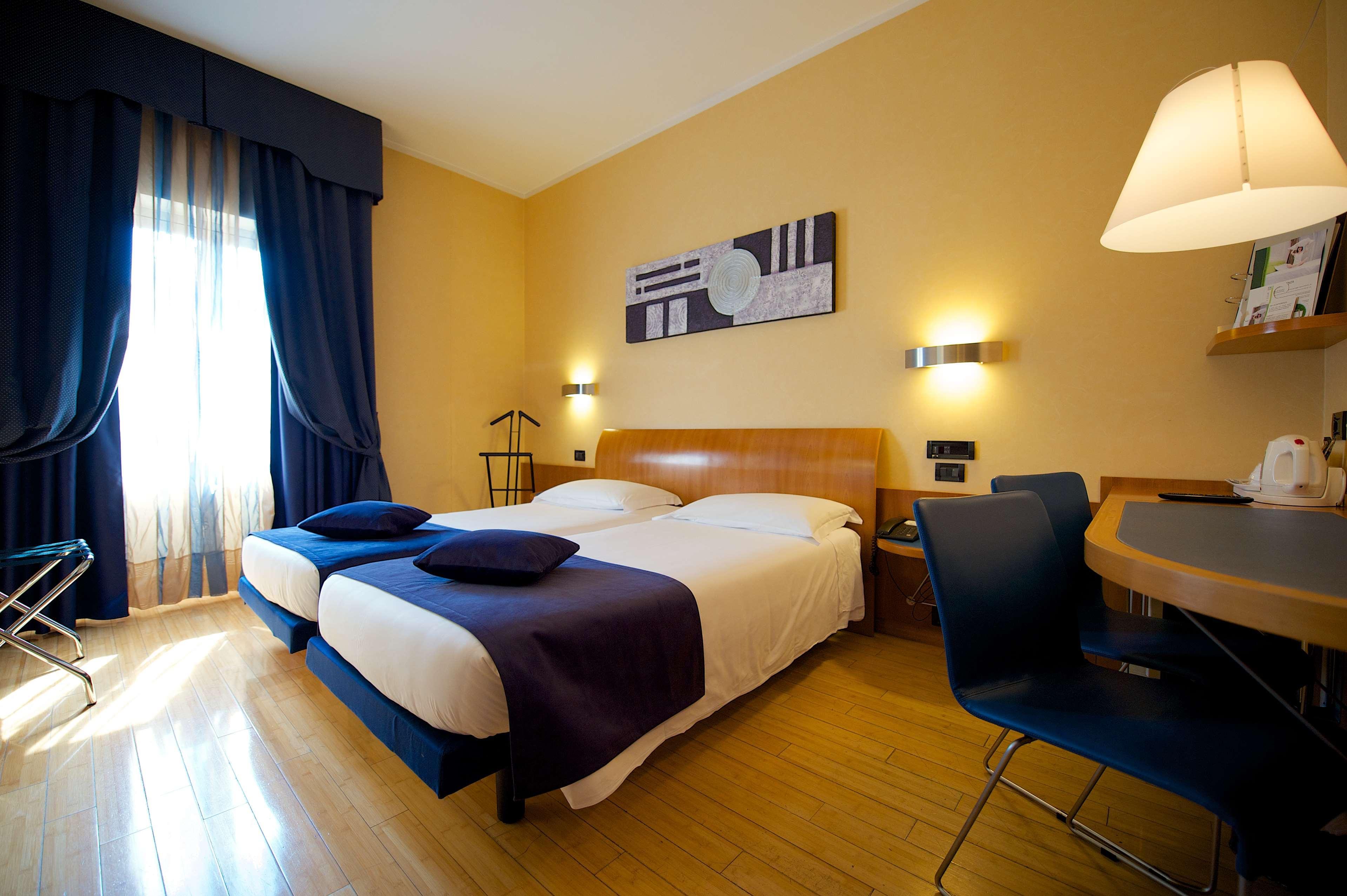 Western Luxor 4*