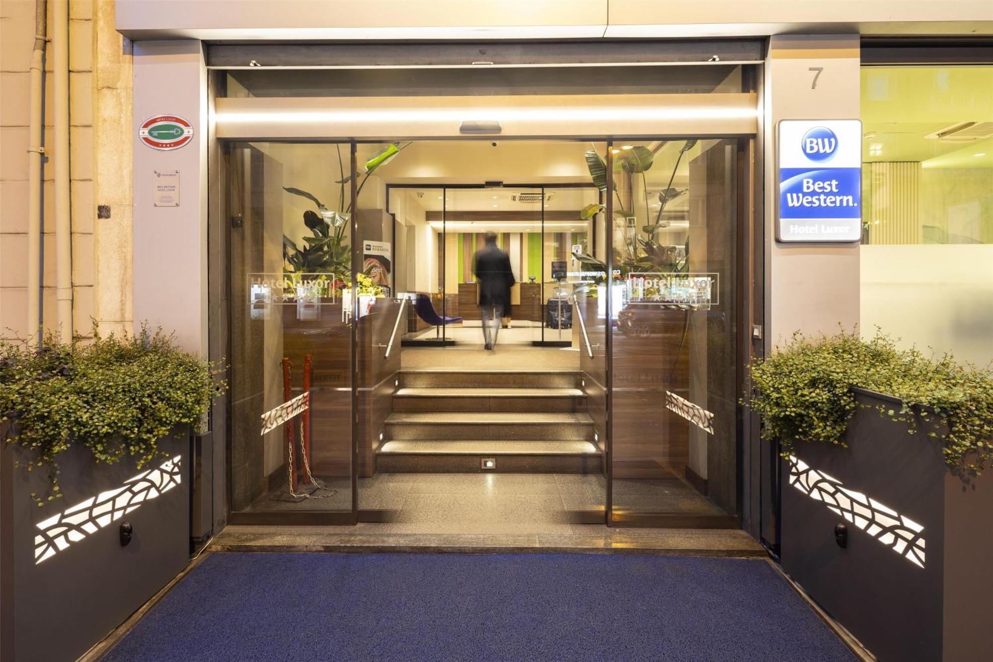 Western Luxor Torino